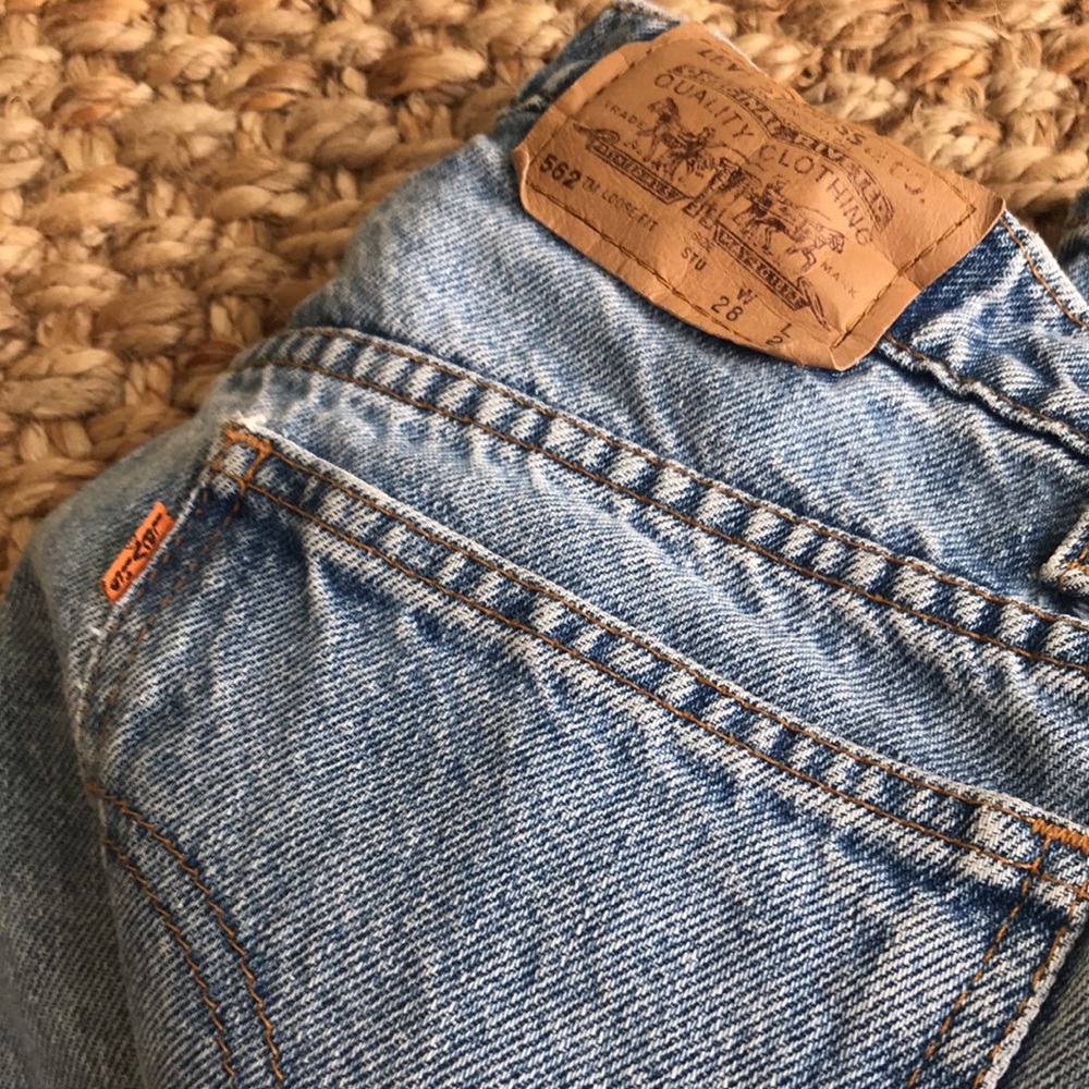 Vintage 1980’s Orange Tab 562 Levi’s.